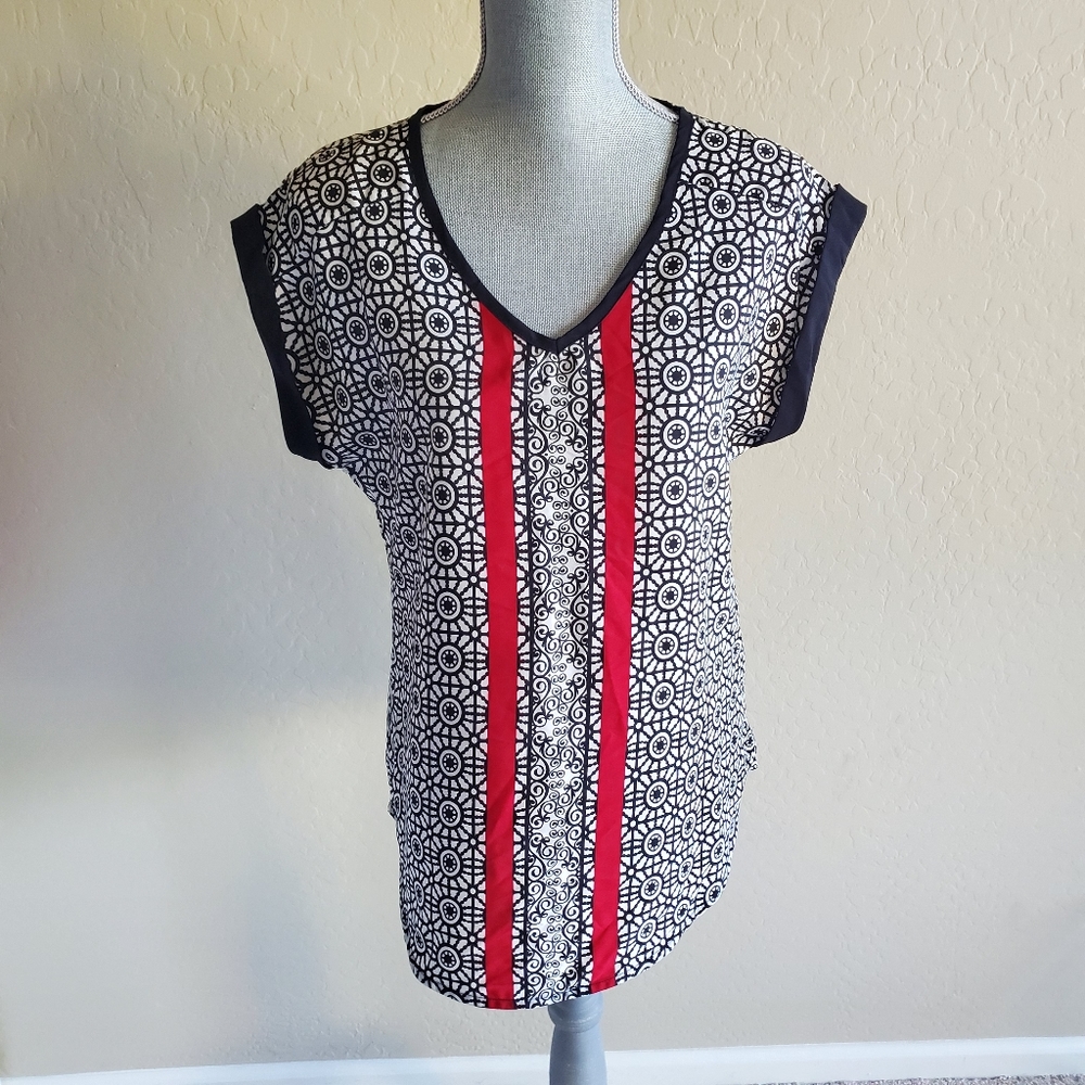 ⭐4/20 Antilia Femme contrast print blouseSmall‎